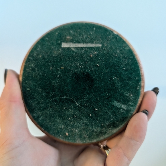 Elegant Wooden Candle Holders - Picture 5 of 10